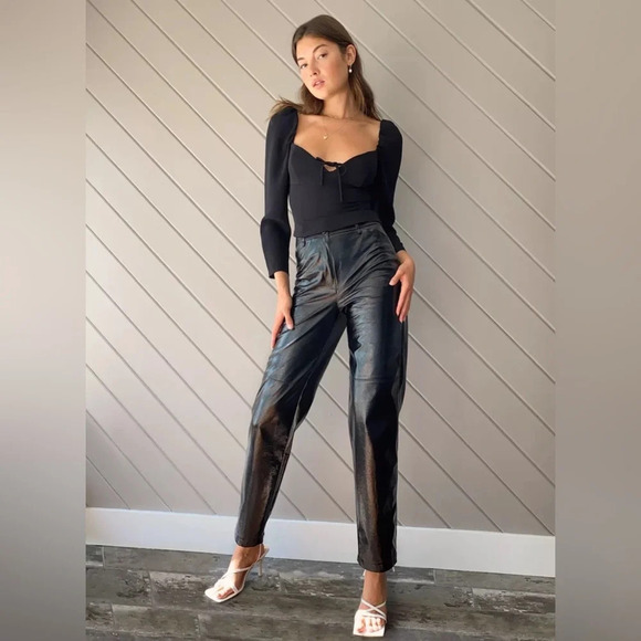 Aritzia Wilfred Funk Pant Vegan Leather - Picture 5 of 12